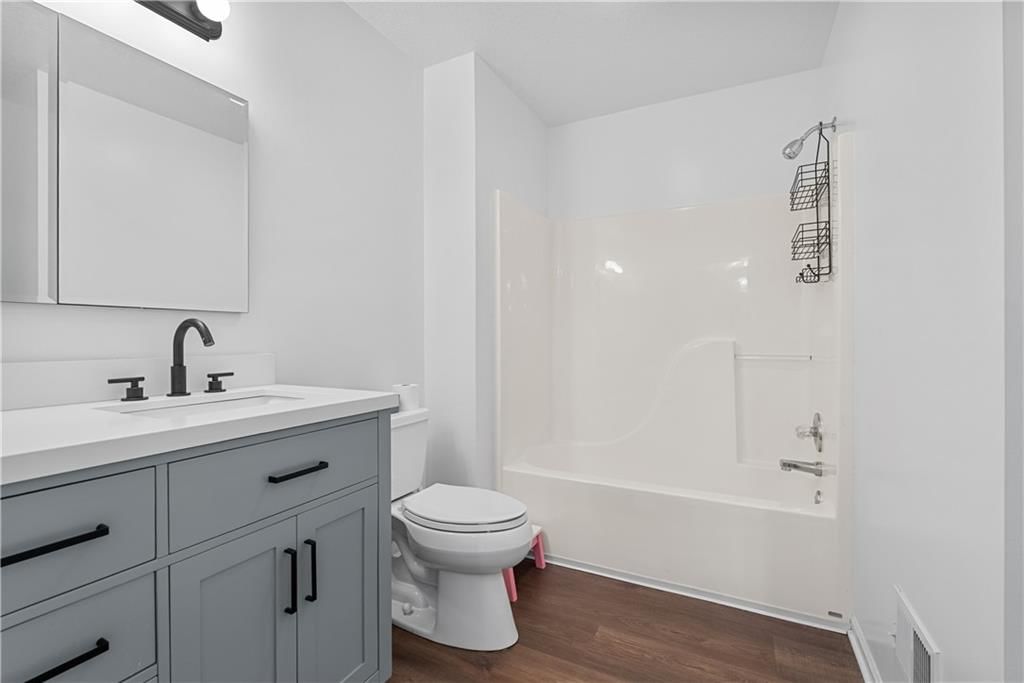 1006 SW 44th Street Drive — photo 33