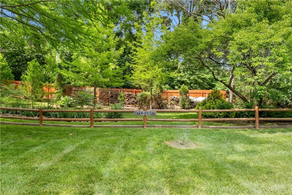 1006 SW 44th Street Drive — photo 54
