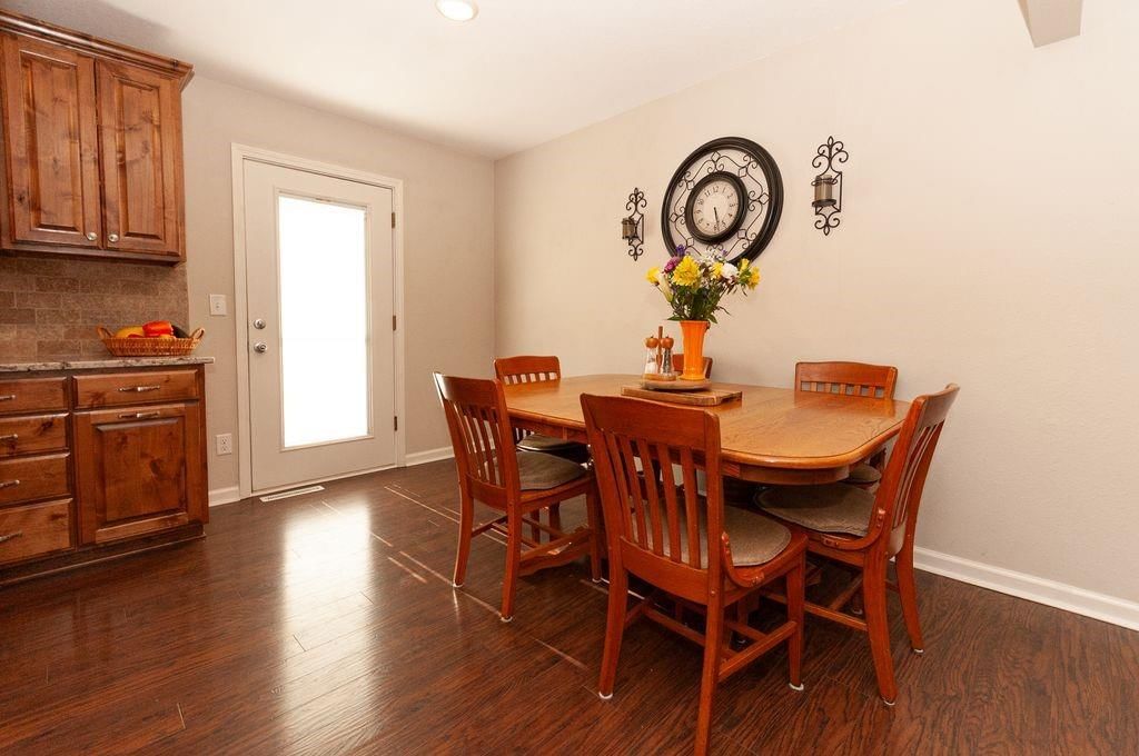 1704 Beverly Circle — photo 14