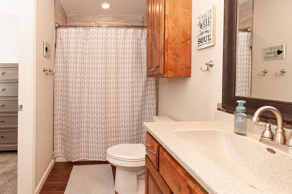 1704 Beverly Circle — photo 26