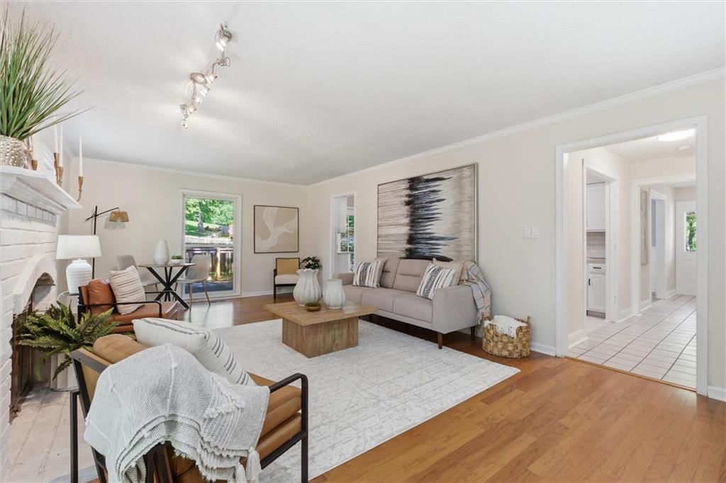 3701 NE Apple Tree Lane — photo 11