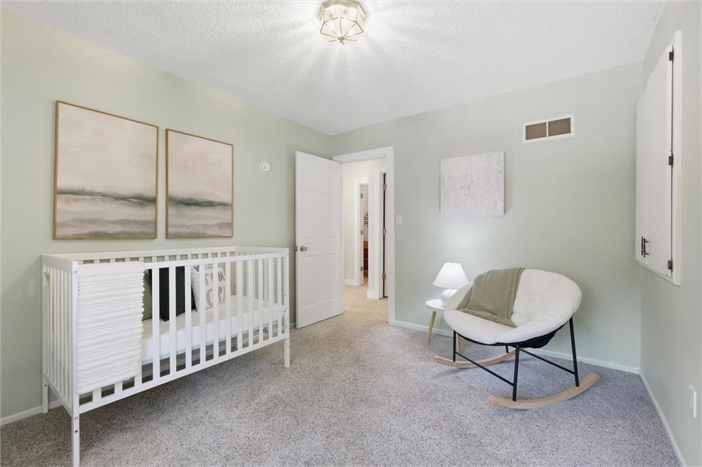 3701 NE Apple Tree Lane — photo 25