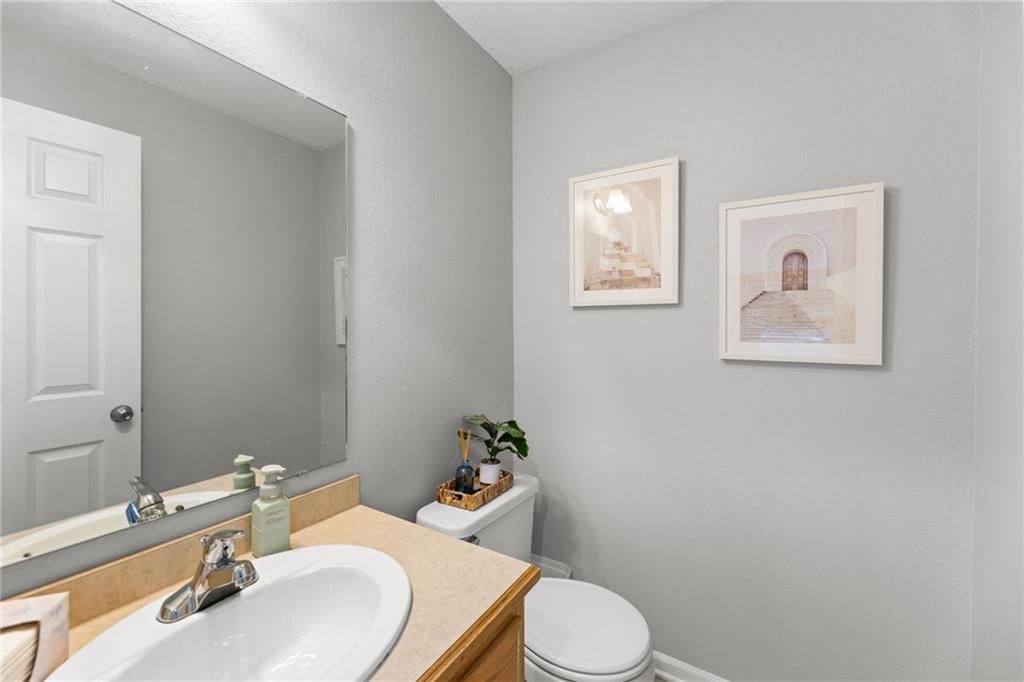 393 W ACORN Street — photo 14