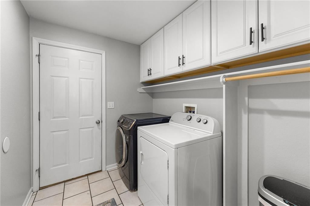 393 W ACORN Street — photo 15