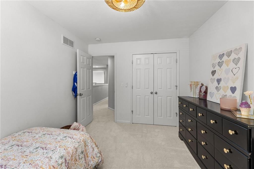 393 W ACORN Street — photo 24
