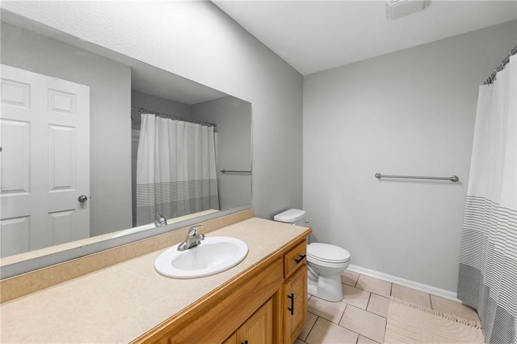393 W ACORN Street — photo 25