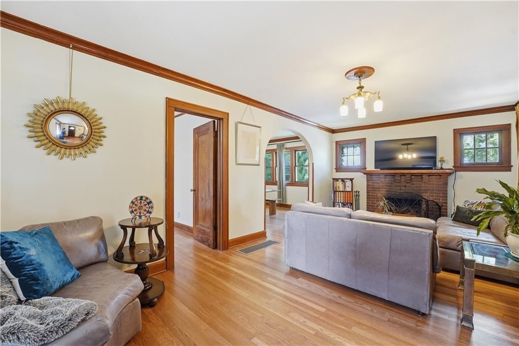 5836 Harrison Street — photo 3