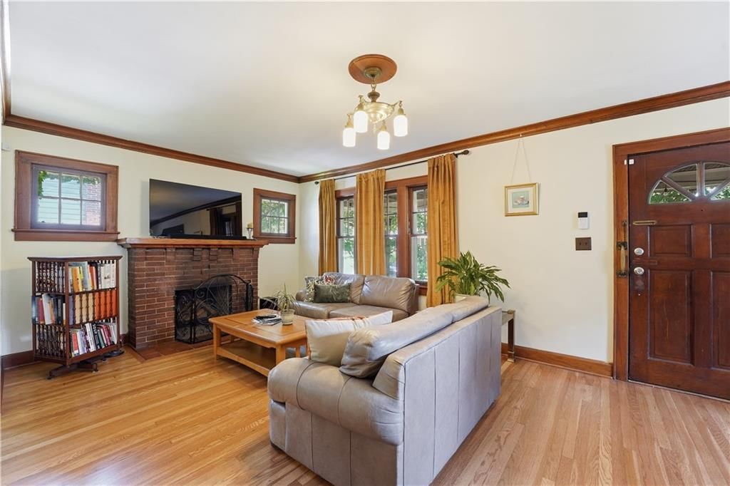 5836 Harrison Street — photo 4