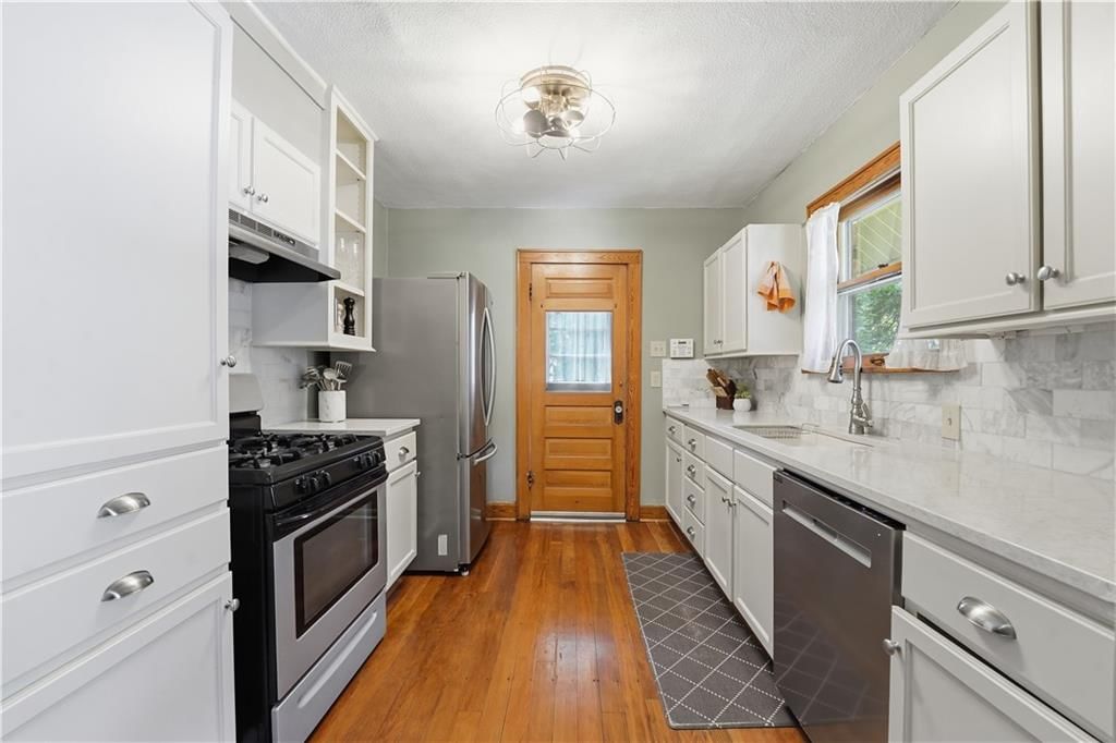 5836 Harrison Street — photo 14