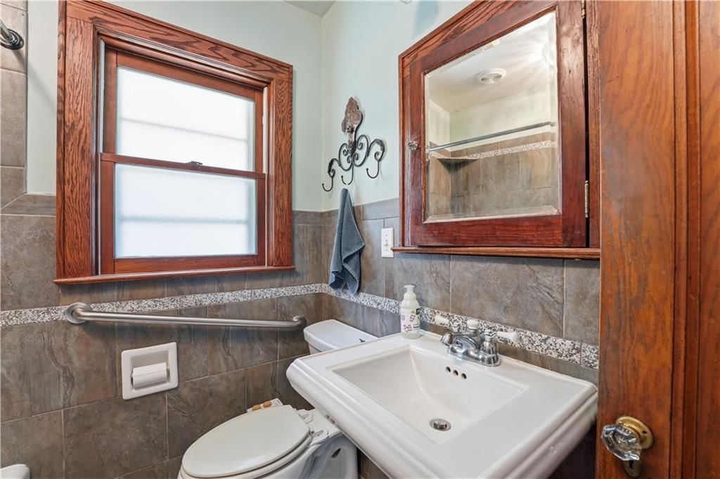 5836 Harrison Street — photo 17