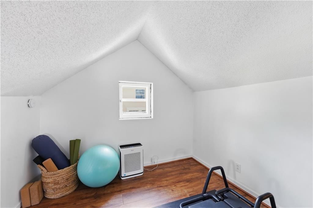5836 Harrison Street — photo 27
