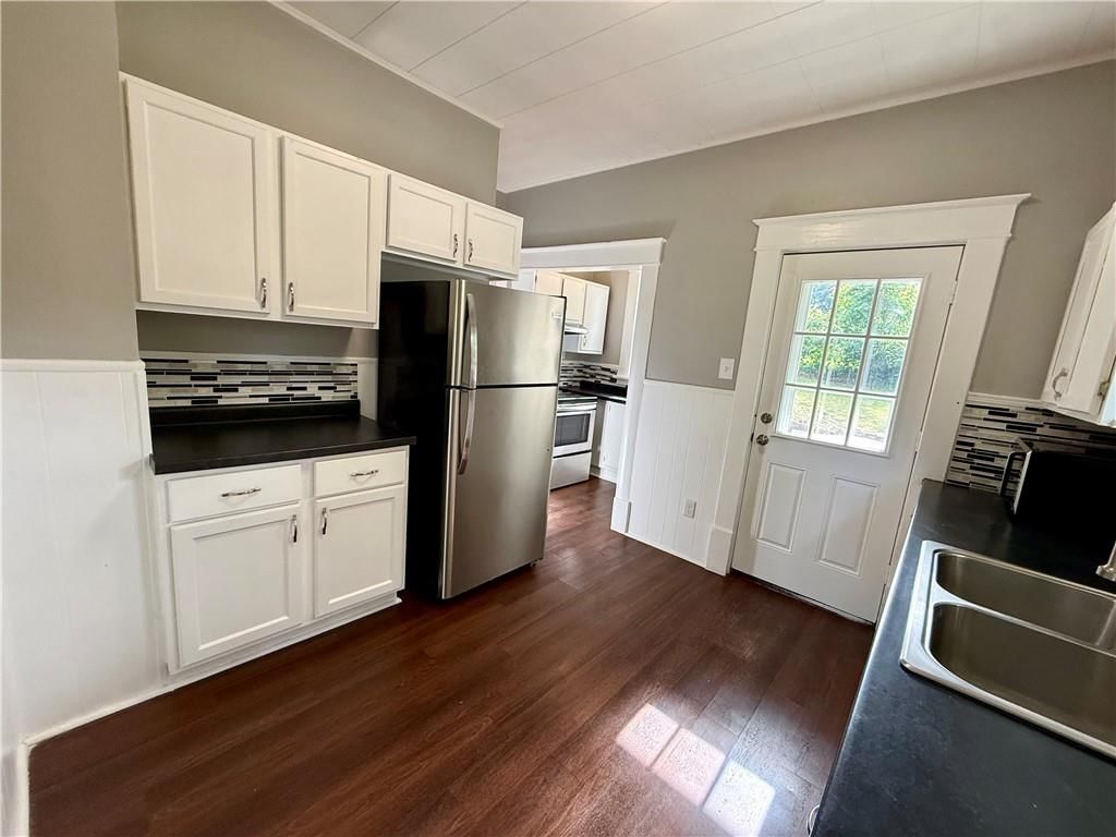 305 S 31st Street — photo 17