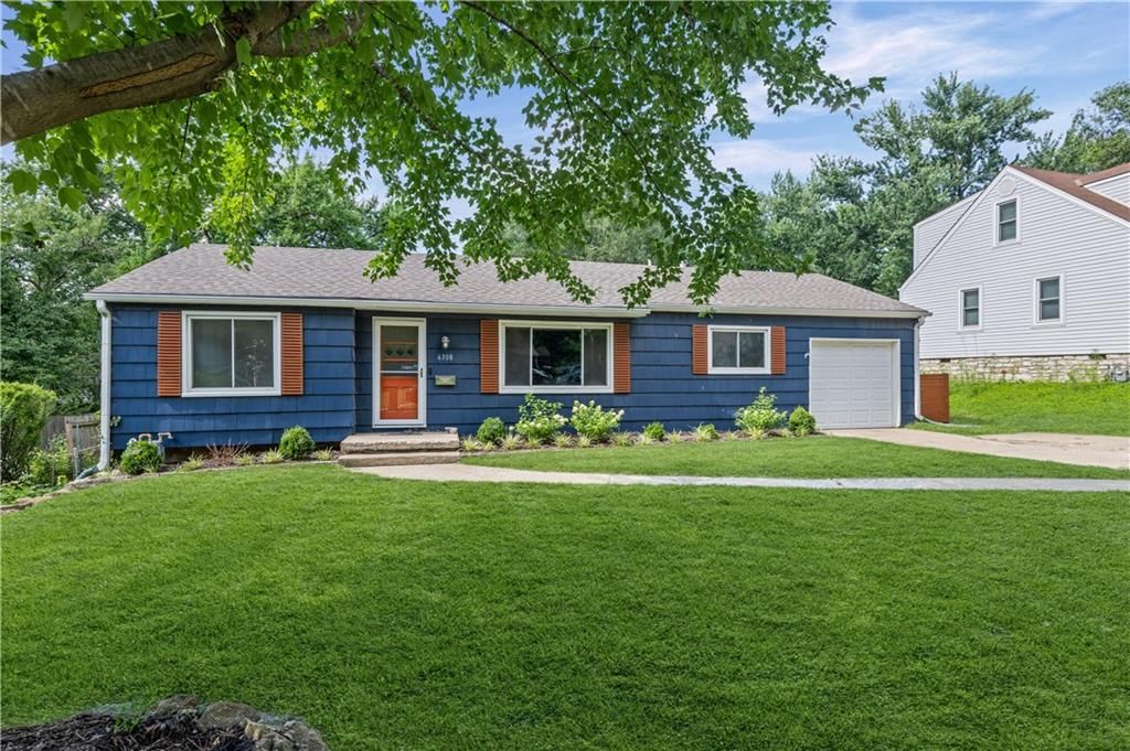 6308 W 80th Terrace, Overland Park, KS