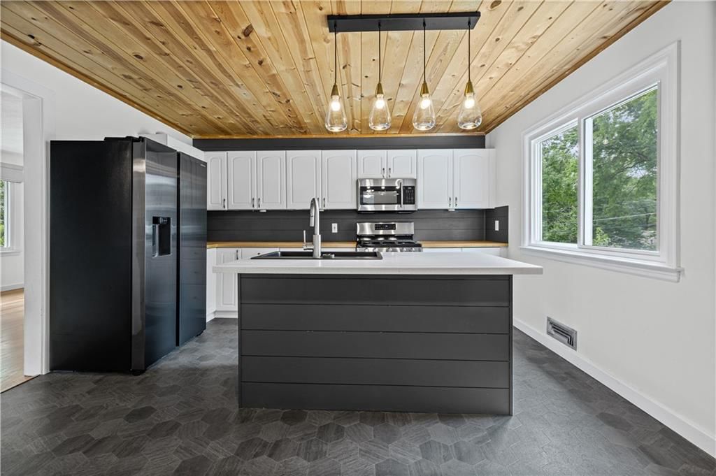 6308 W 80th Terrace — photo 9
