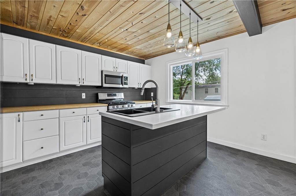 6308 W 80th Terrace — photo 10