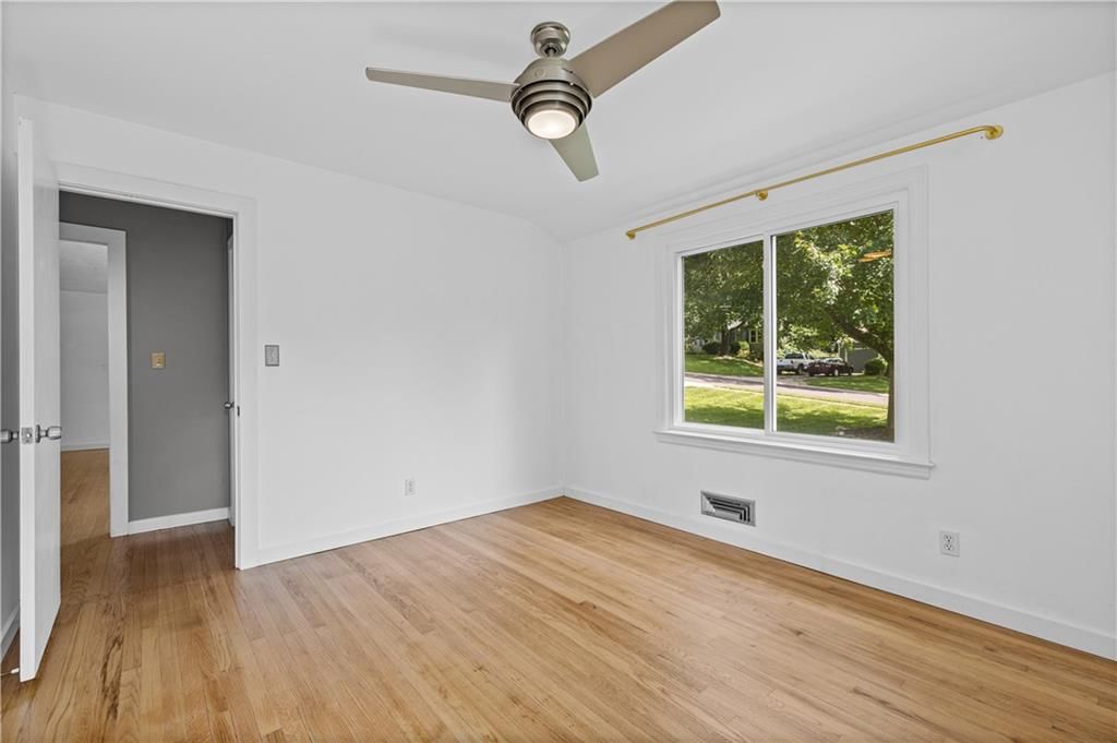 6308 W 80th Terrace — photo 16
