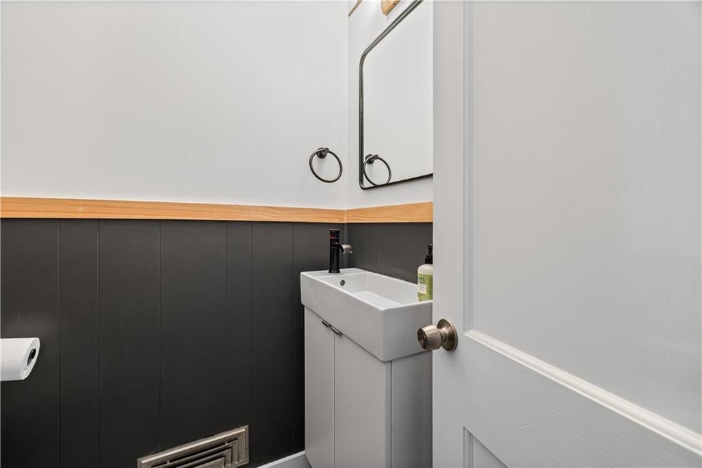 6308 W 80th Terrace — photo 25