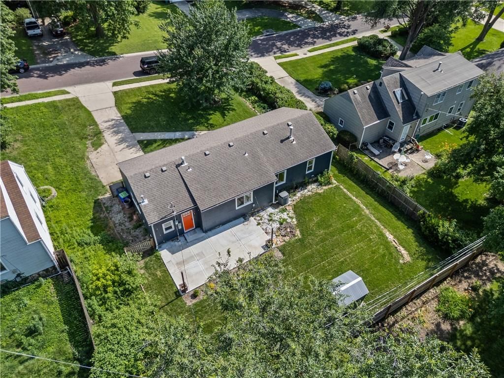 6308 W 80th Terrace — photo 41