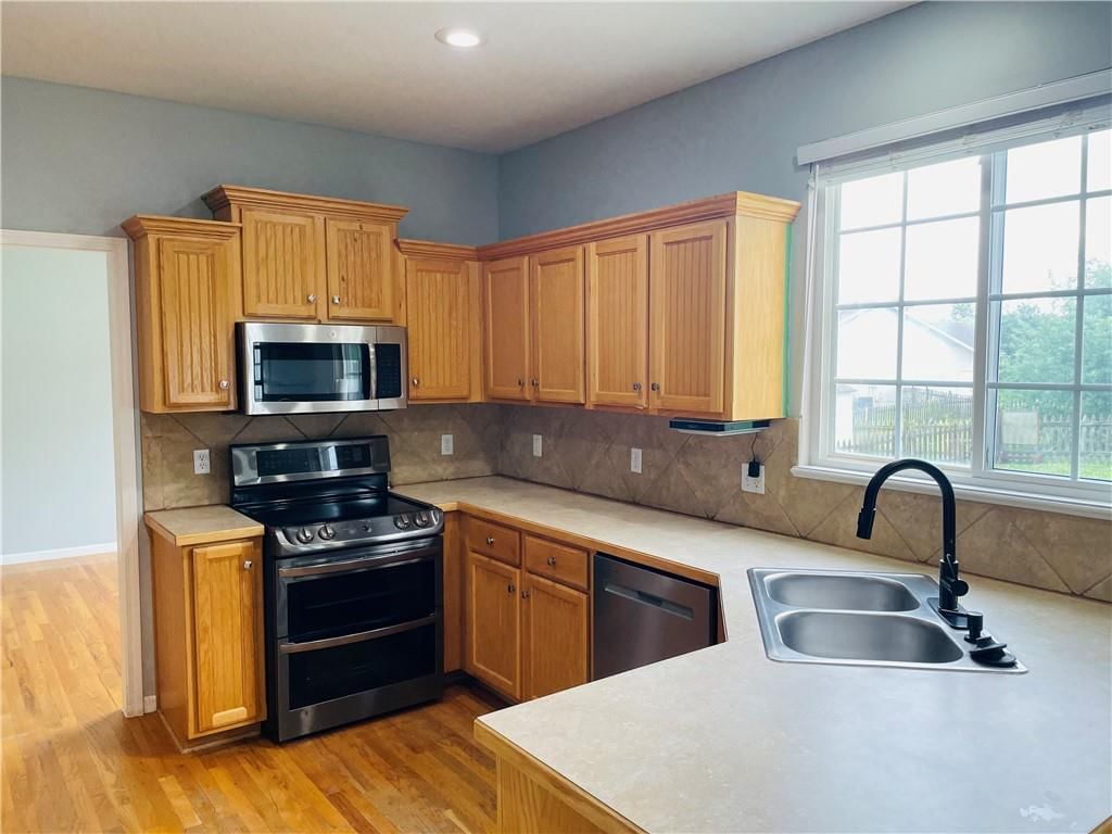 3809 Clayton Drive — photo 3