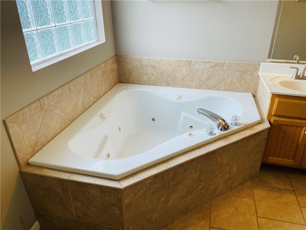 3809 Clayton Drive — photo 23