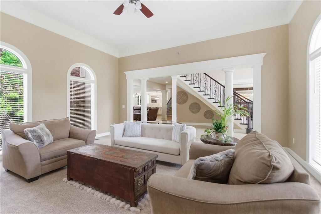 4407 N MULBERRY Drive — photo 12