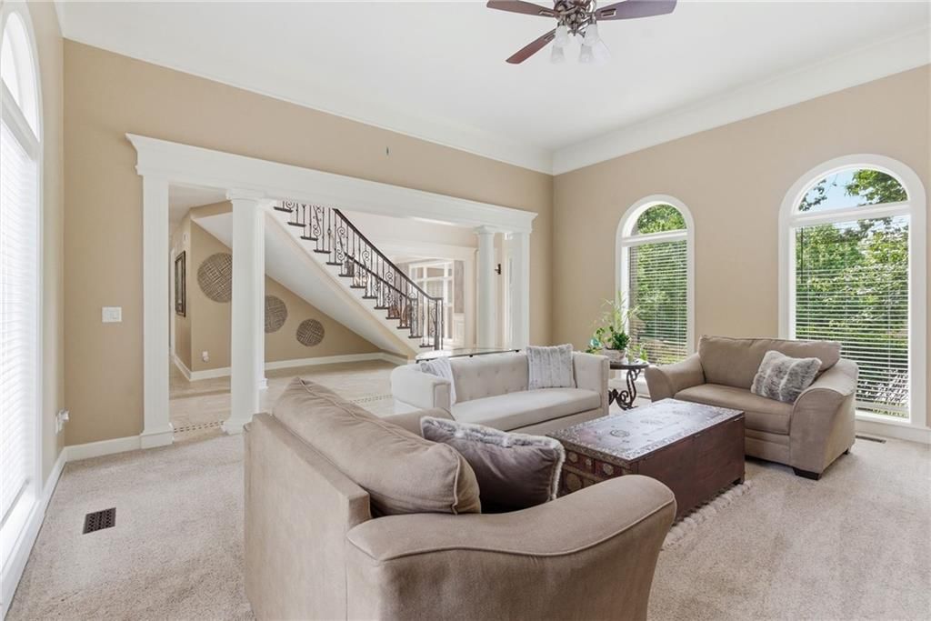 4407 N MULBERRY Drive — photo 13