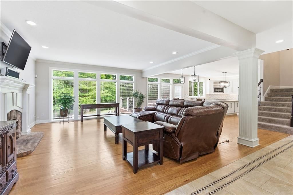 4407 N MULBERRY Drive — photo 14