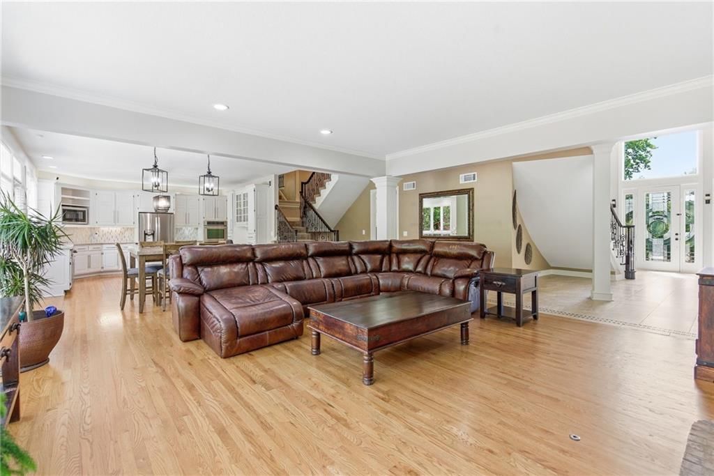 4407 N MULBERRY Drive — photo 15