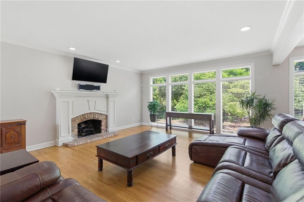 4407 N MULBERRY Drive — photo 16