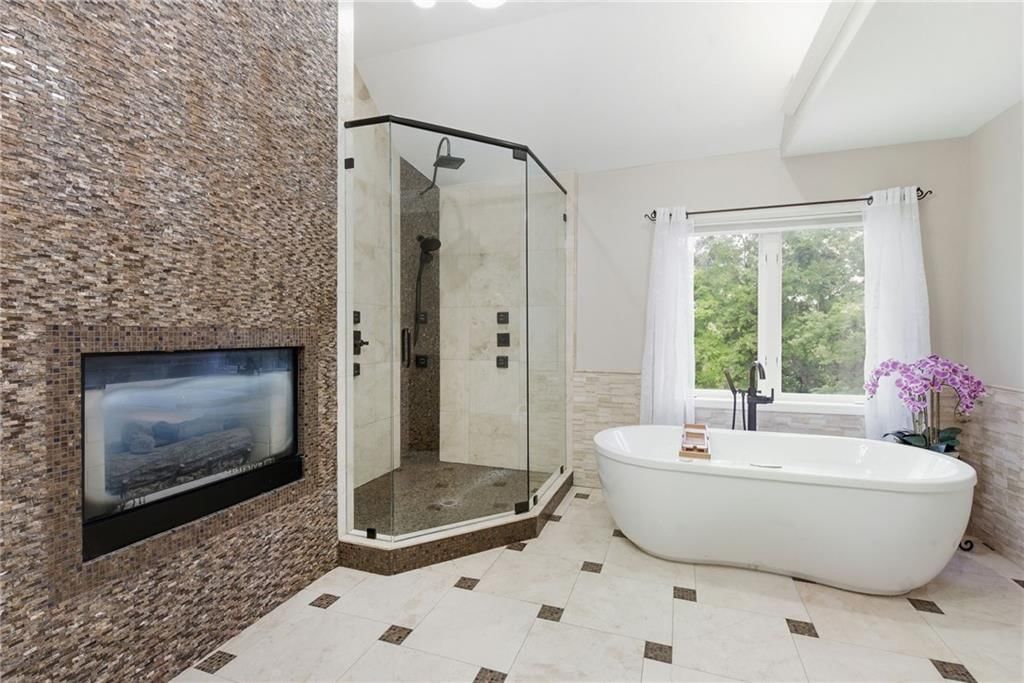 4407 N MULBERRY Drive — photo 36
