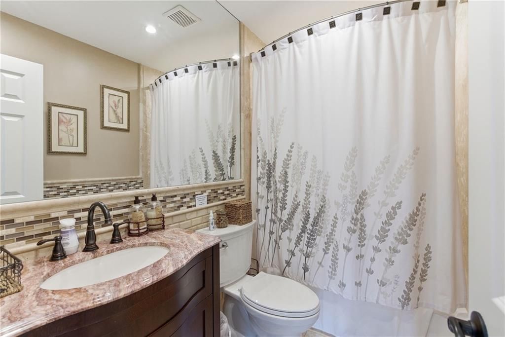 4407 N MULBERRY Drive — photo 38