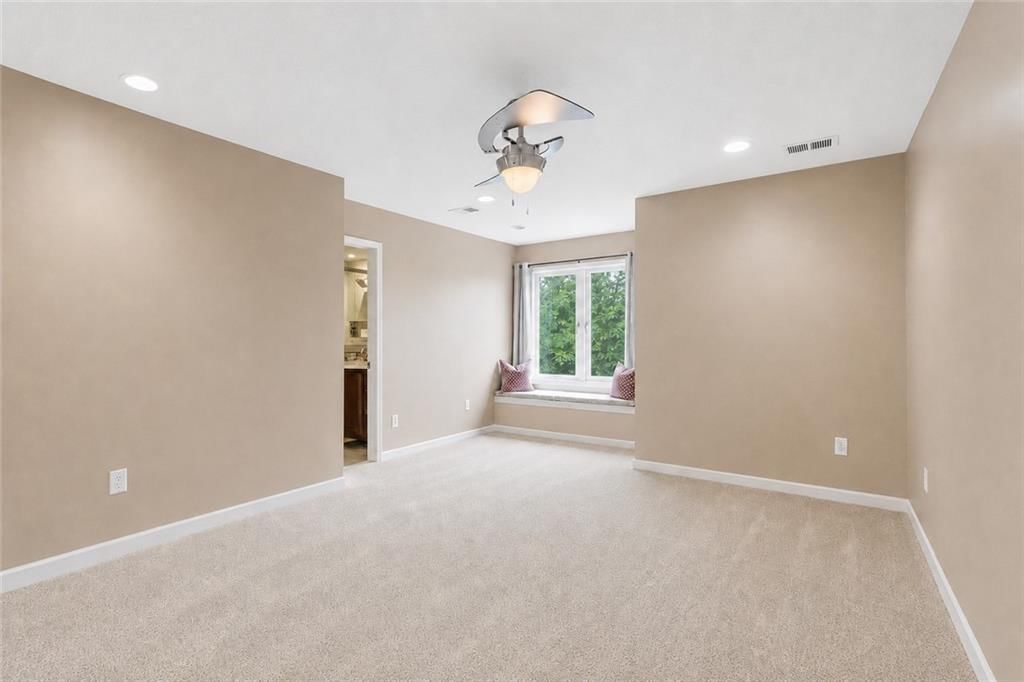 4407 N MULBERRY Drive — photo 39