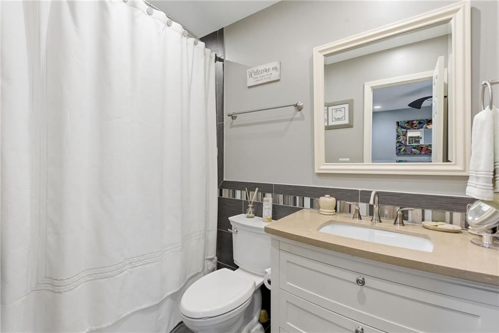 4407 N MULBERRY Drive — photo 42