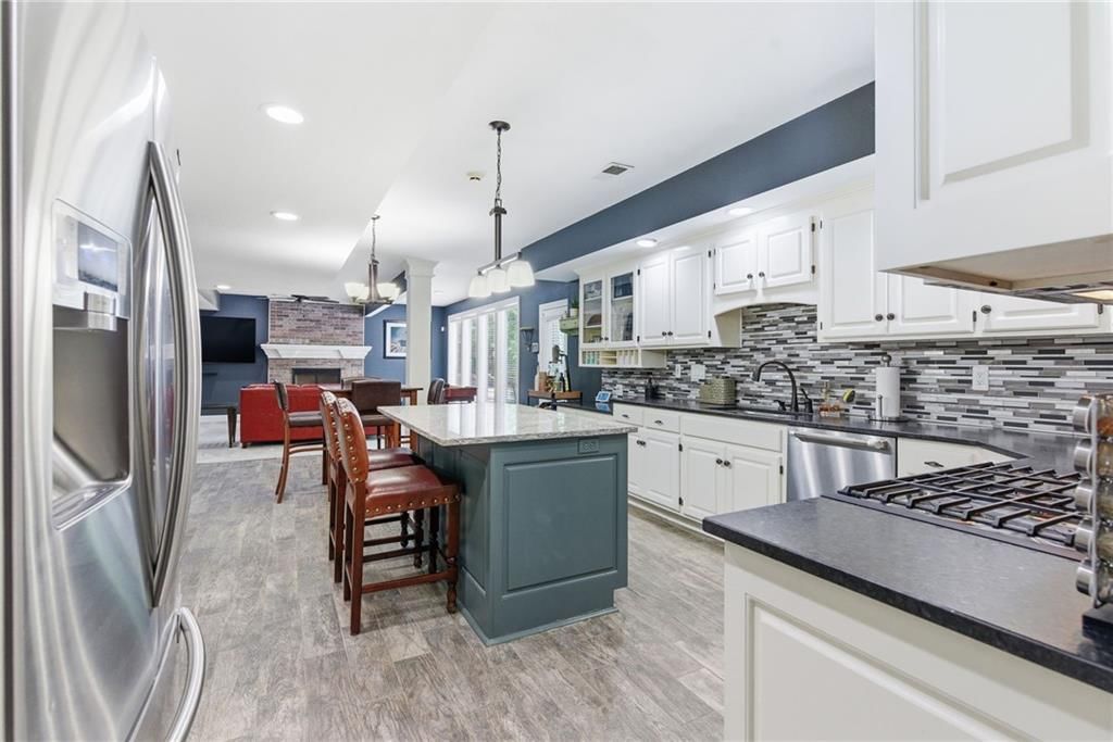 4407 N MULBERRY Drive — photo 44