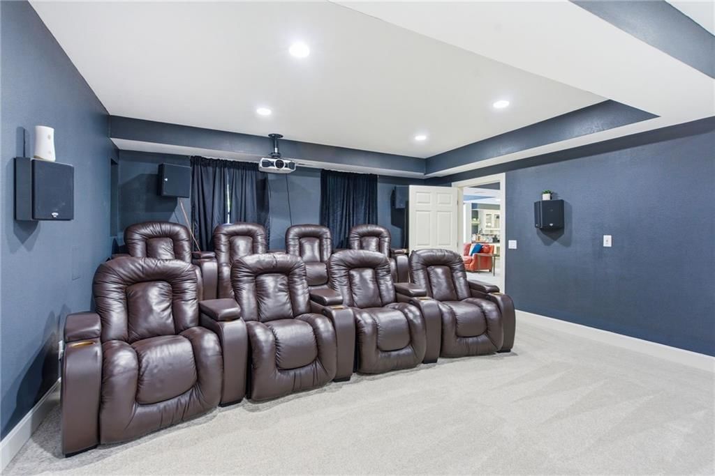 4407 N MULBERRY Drive — photo 56