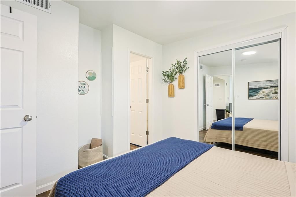 1121 N College Drive — photo 25