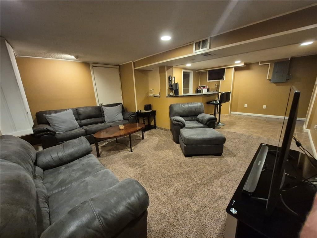 4318 N Lister Avenue — photo 15