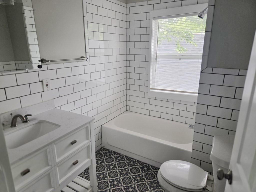 4306 Highland Avenue — photo 11
