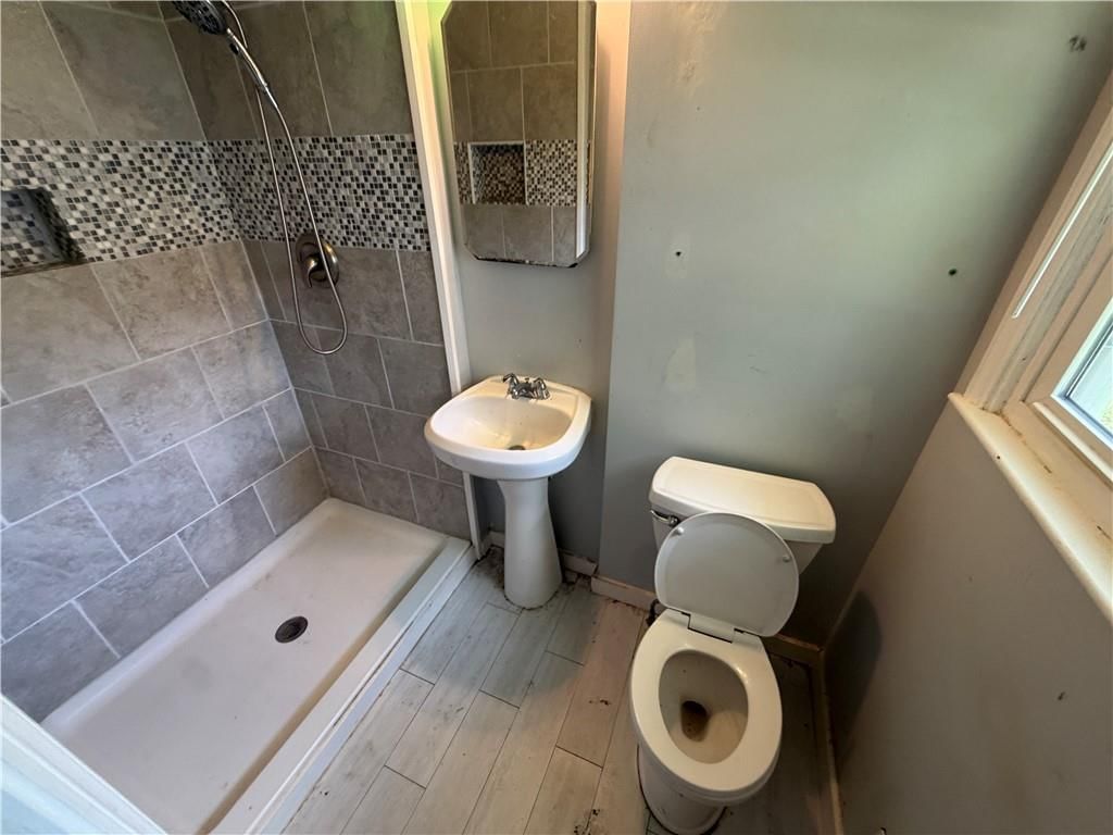 5913 Hunter Street — photo 13