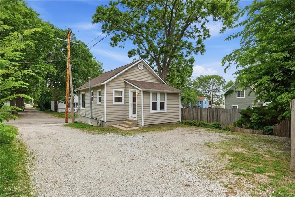 7 N Iron Street — photo 29