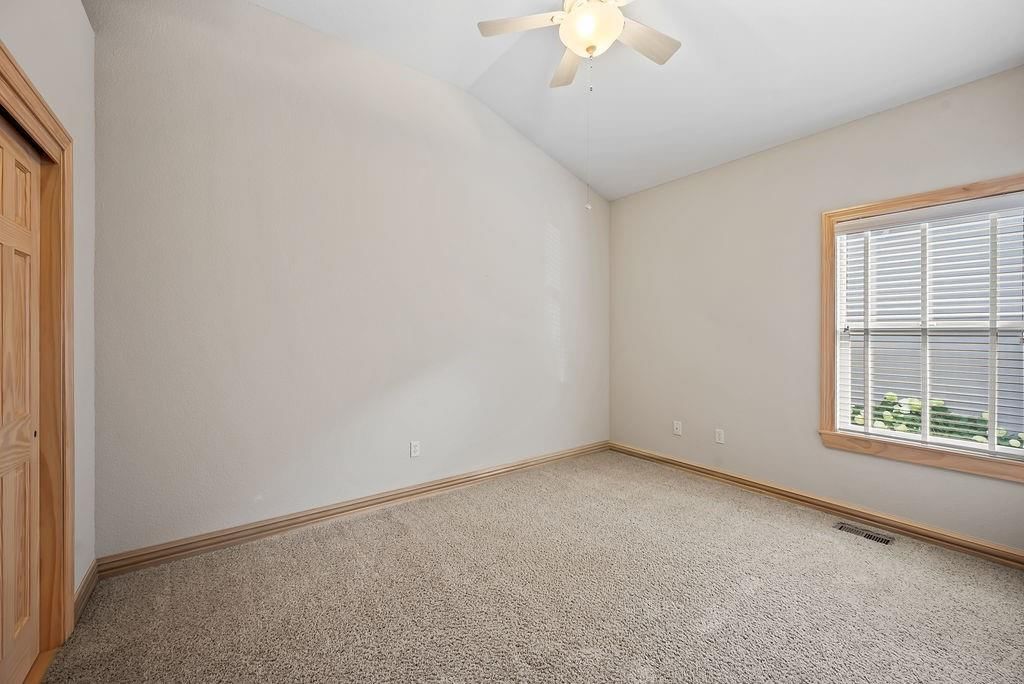 971 E 121st Terrace — photo 14