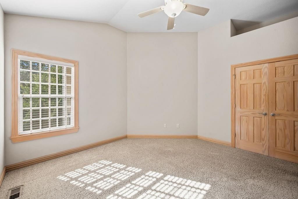971 E 121st Terrace — photo 16