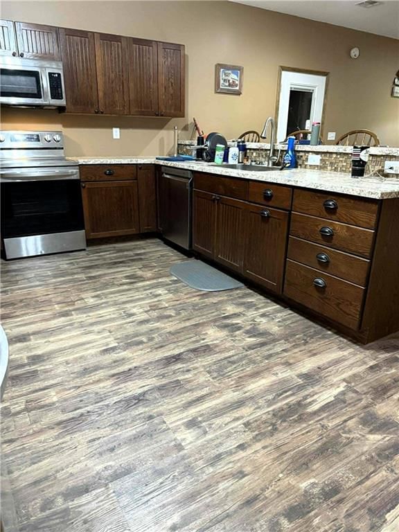 1137 N Main Street — photo 10