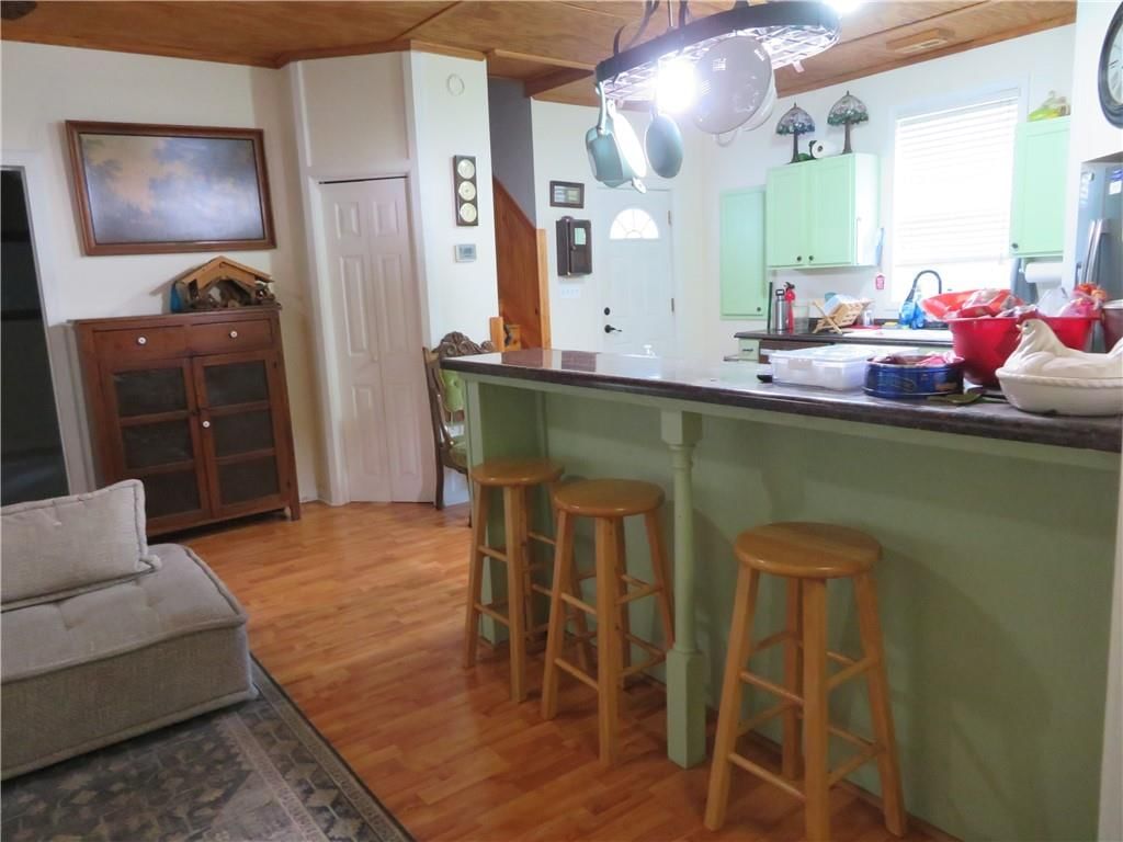707 Linn Street — photo 8