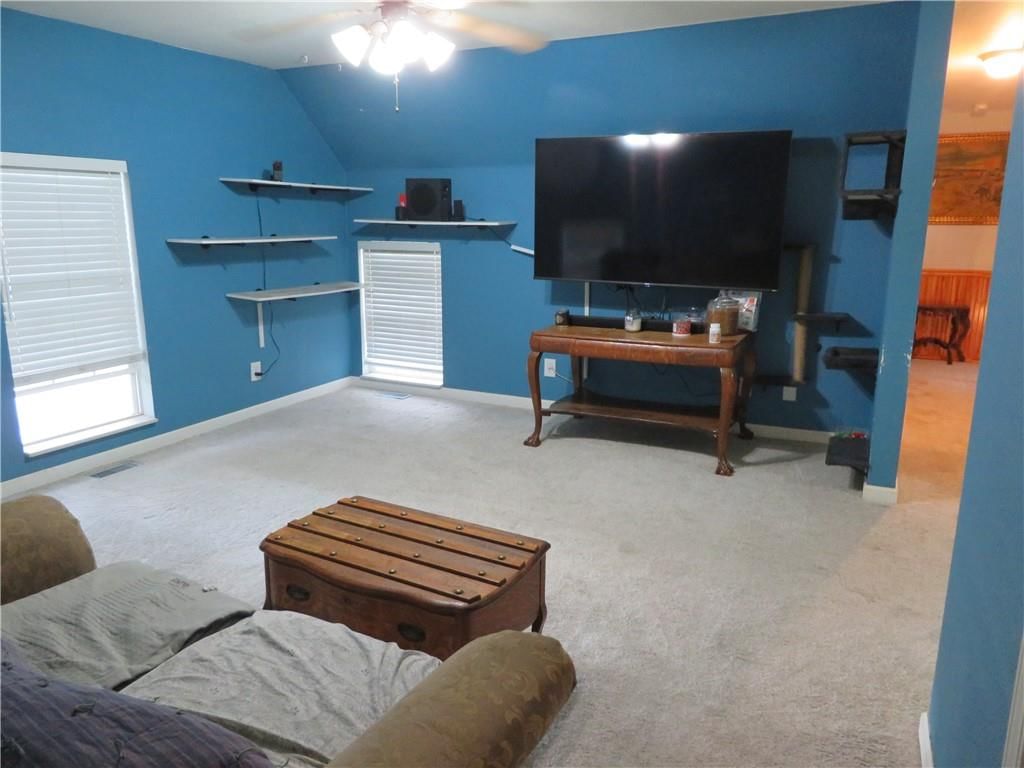 707 Linn Street — photo 26