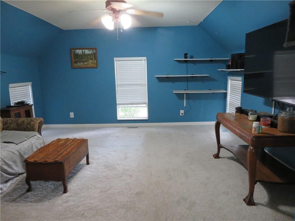 707 Linn Street — photo 28