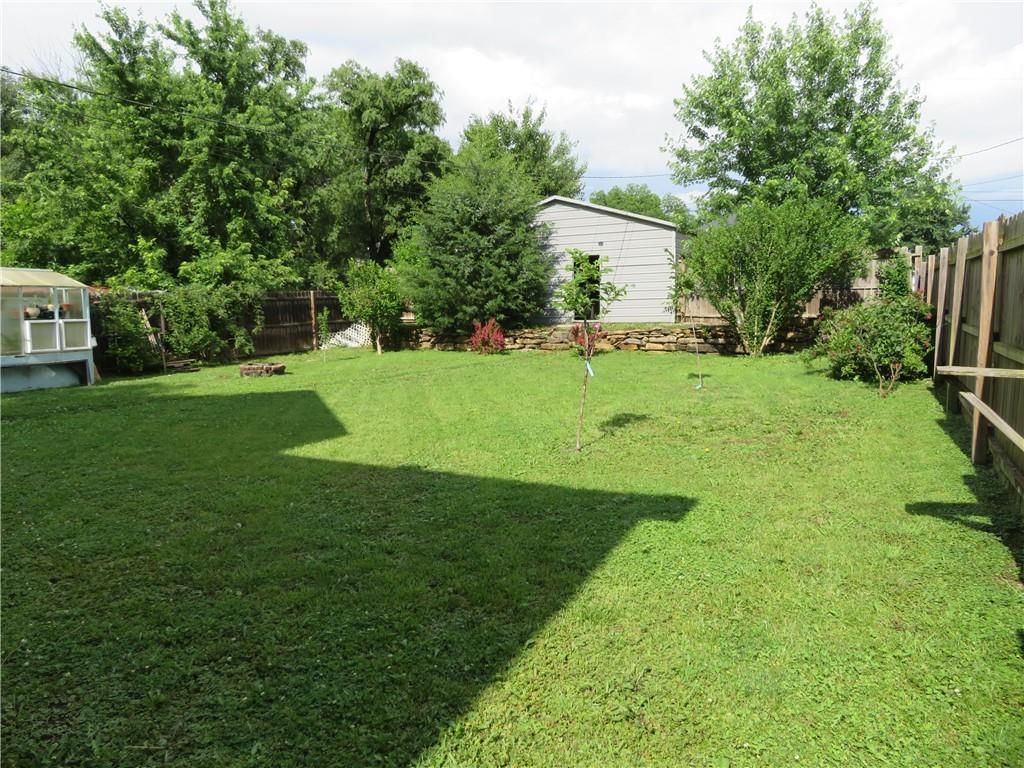 707 Linn Street — photo 31