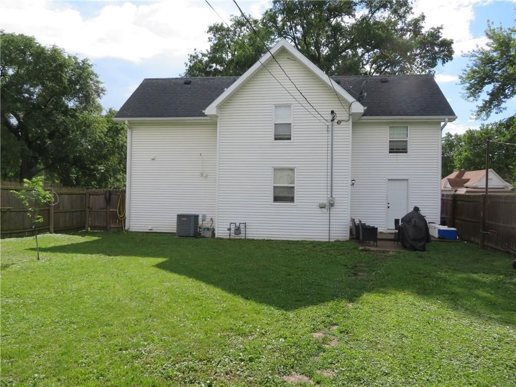707 Linn Street — photo 34