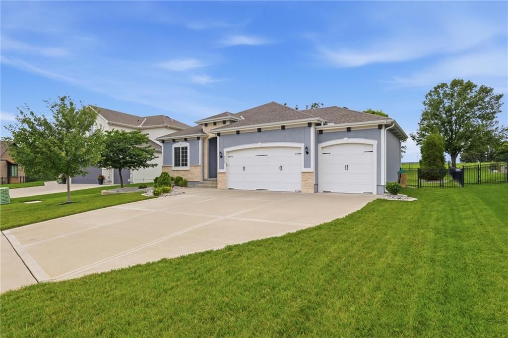 4520 SW Nautilus Place — photo 3