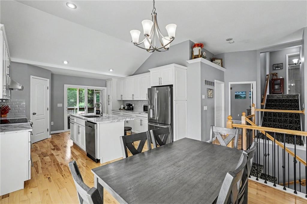10952 S Emerald Street — photo 11